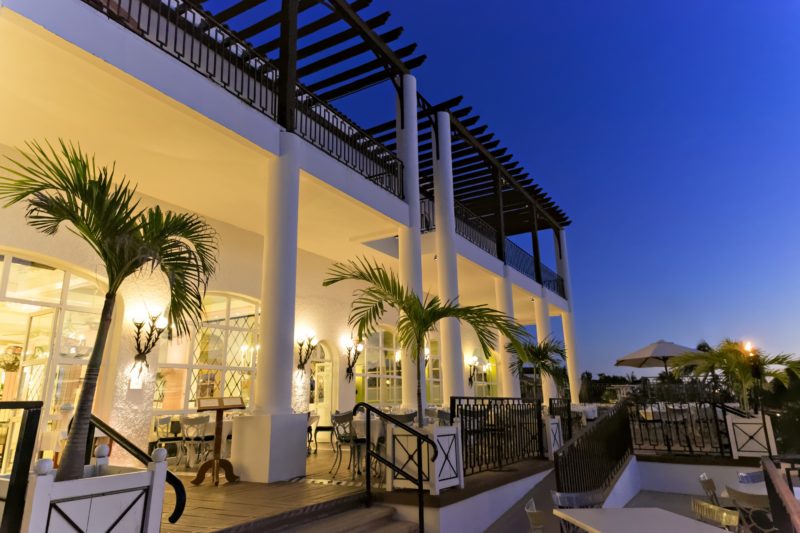 Club Med ixtapa pacific outside seating