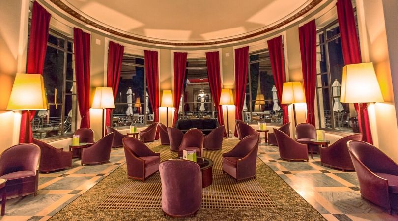 Club Med Vittel Golf Ermitage bar interior
